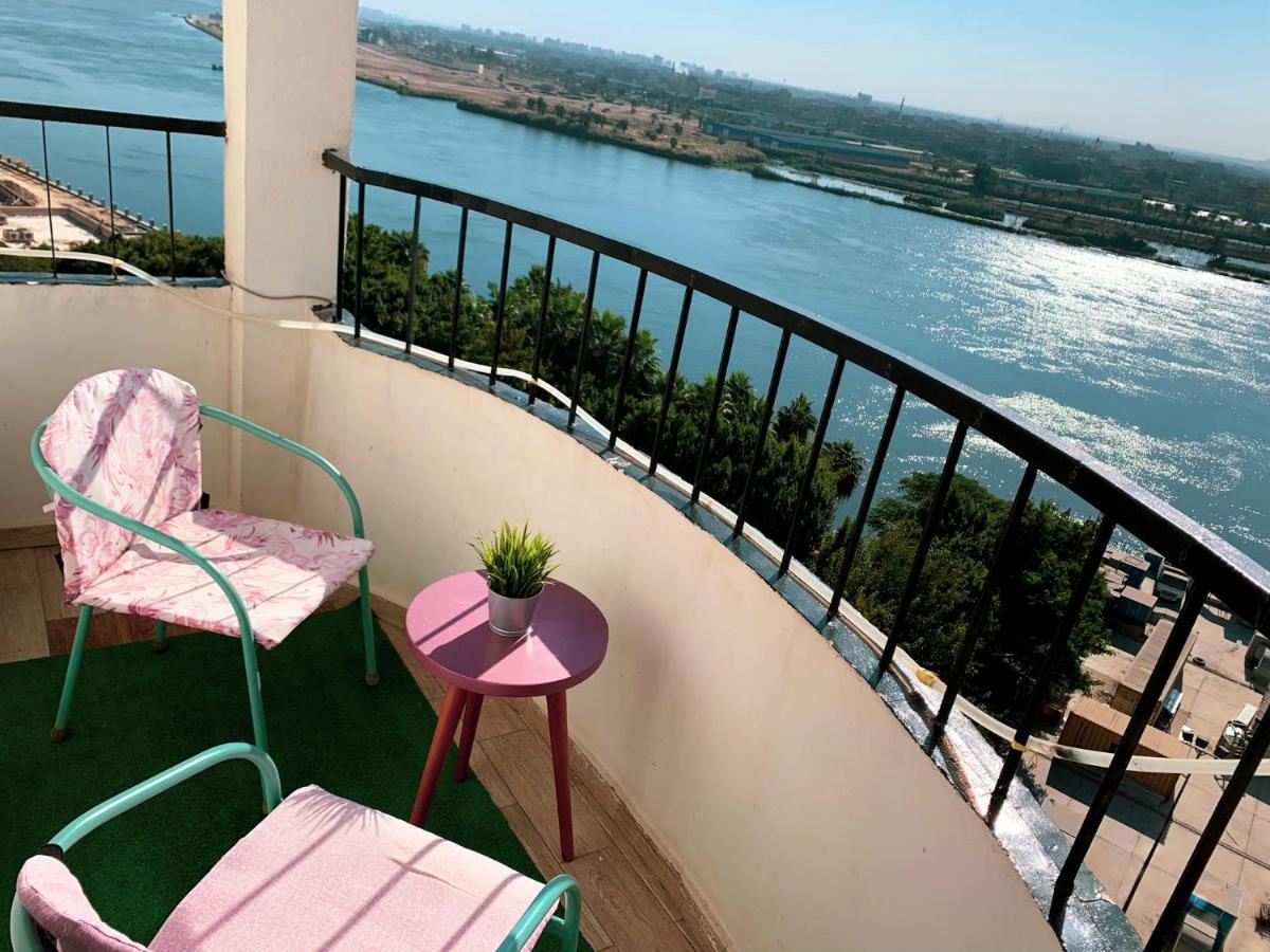 Nile Pyramidal View Appartement