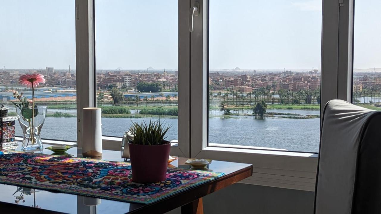 Nile Pyramidal View Apartamento *